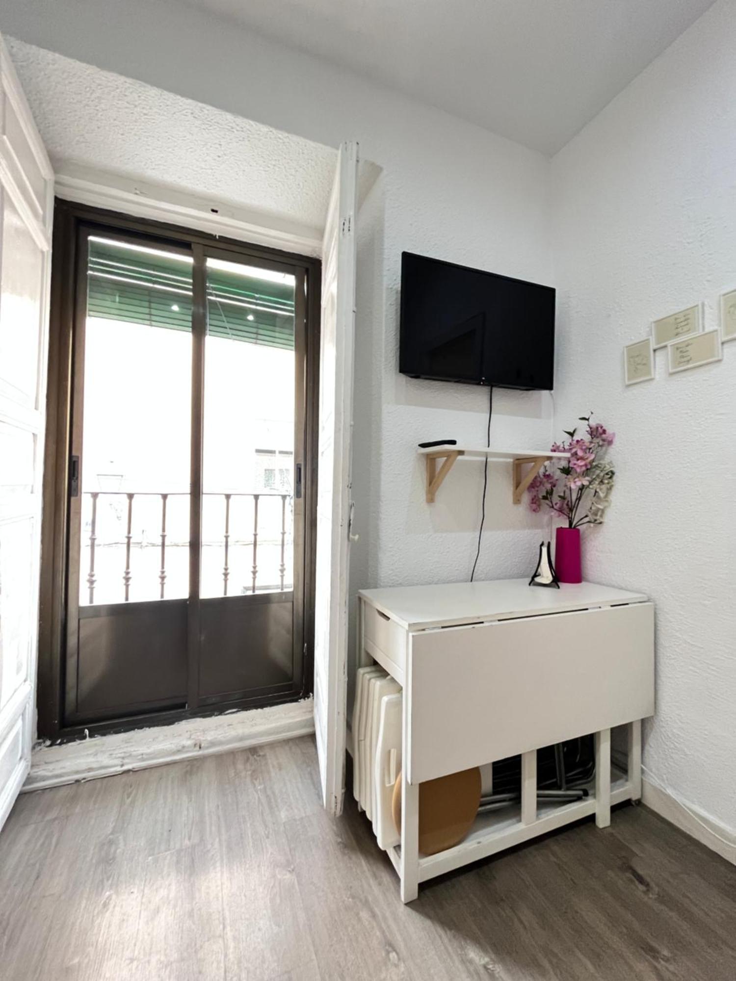 Ferienwohnung Ile Aina Exterior Nuevo Pena Madrid Exterior foto